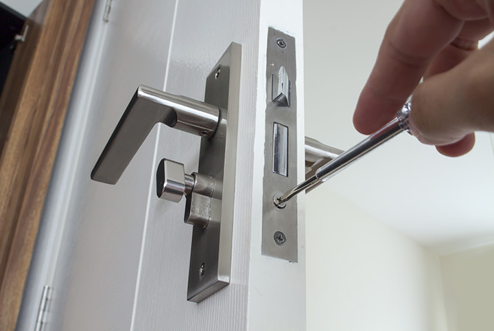 Our local locksmiths are able to repair and install door locks for properties in Walton Le Dale and the local area.